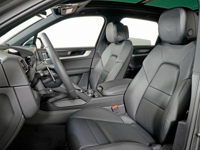 2026 Porsche Cayenne — detail view