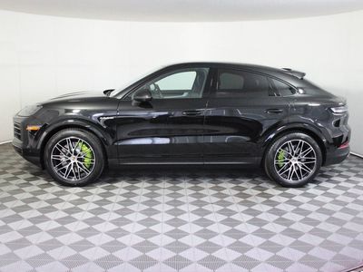 2026 Porsche Cayenne — side profile view