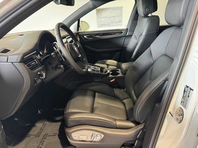 2026 Porsche Macan — detail view