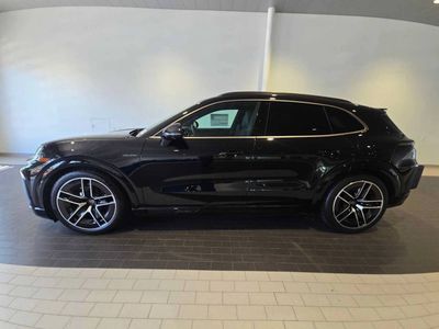 2026 Porsche Cayenne — side profile view