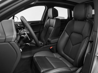 2026 Porsche Macan — detail view