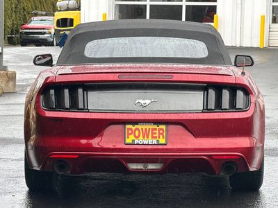 2016 Ford Mustang — detail view