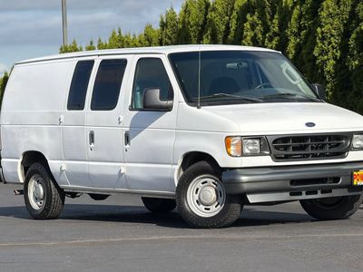 2004 Ford Econoline Cargo Van — side profile view