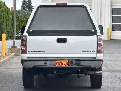 2000 Chevrolet Silverado 2500 HD — detail view