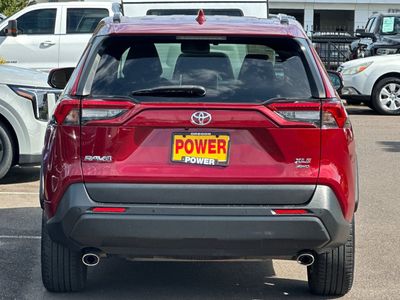 2019 Toyota RAV4 — detail view