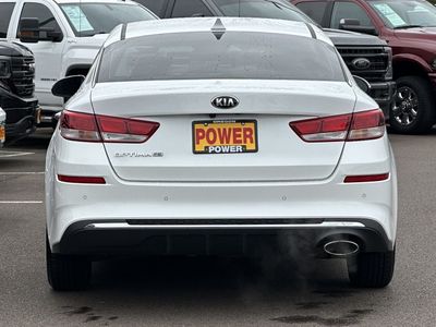 2020 Kia Optima — detail view