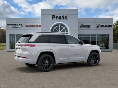 2026 Jeep Grand Cherokee — interior view