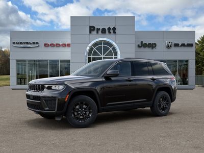 2026 Jeep Grand Cherokee — side profile view