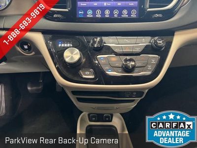 2018 Chrysler Pacifica — interior view