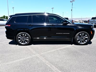 2025 Jeep Grand Cherokee L — detail view