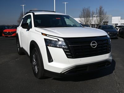 2026 Nissan Pathfinder — side profile view