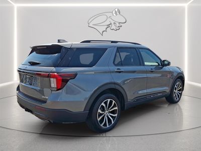 2025 Ford Explorer — detail view