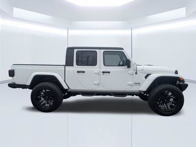 2020 Jeep Gladiator — interior view