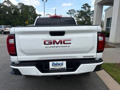 2025 GMC Canyon — detail view