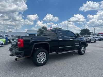 2019 GMC Sierra 2500 HD — detail view