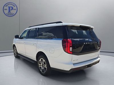 2025 Ford Expedition Max — detail view
