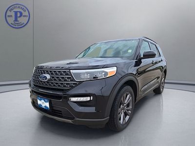 2023 Ford Explorer — rear three-quarter view