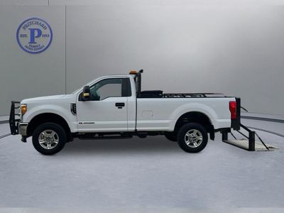 2017 Ford F-350SD — interior view