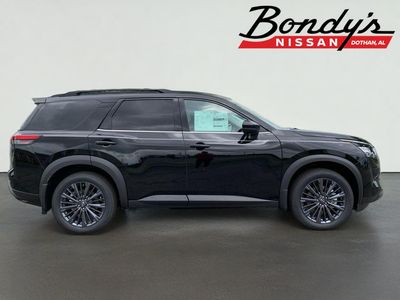 2026 Nissan Pathfinder — side profile view