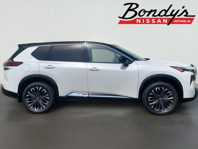 2026 Nissan Rogue — side profile view