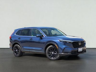 2025 Honda CR-V EX-L in Sparkle Silver Alloy Metallic — front three-quarter view