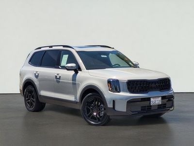 2025 Kia TELLURIDE EX X-LINE in Wolf Gray — front three-quarter view