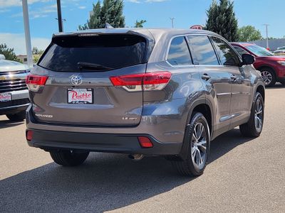 2019 Toyota Highlander — rear three-quarter view