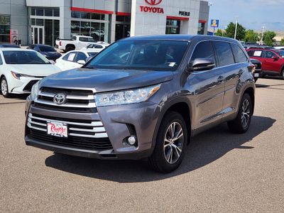 2019 Toyota Highlander — interior view