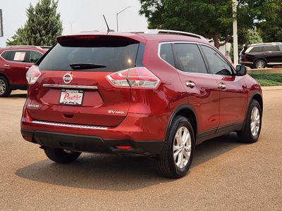 2016 Nissan Rogue — rear three-quarter view