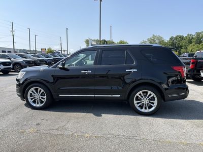 2018 Ford Explorer — interior view