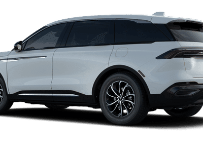 2026 Lincoln Nautilus — side profile view