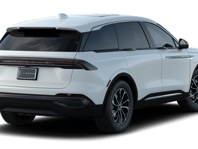 2026 Lincoln Nautilus — rear three-quarter view