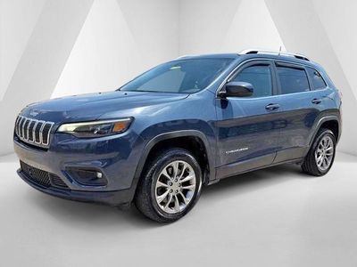 2021 Jeep Cherokee — rear three-quarter view