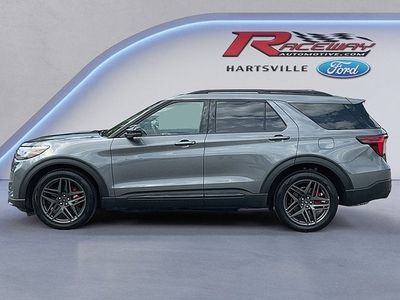 2025 Ford Explorer — side profile view