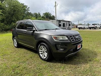 2017 Ford Explorer — side profile view