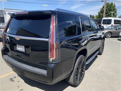 2018 Cadillac Escalade — detail view