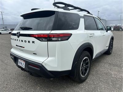2025 Nissan Pathfinder — detail view