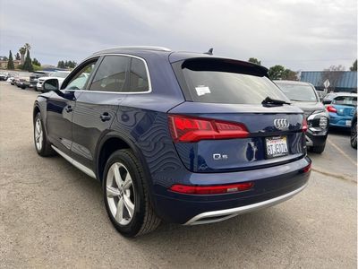 2020 Audi Q5 — interior view
