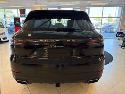 2020 Porsche Cayenne — detail view