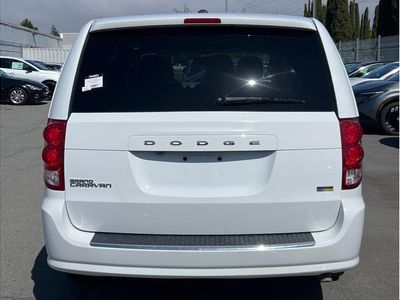 2017 Dodge Grand Caravan Passenger — interior view