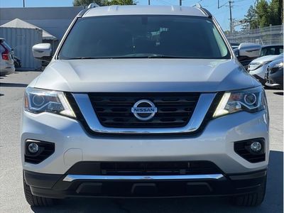 2019 Nissan Pathfinder — side profile view
