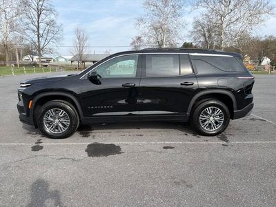 2026 Chevrolet Traverse — side profile view