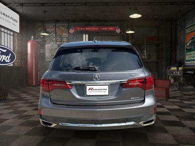 2019 Acura MDX — detail view