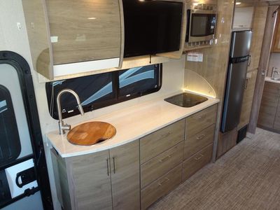 2020 Entegra QWEST - Photo 13