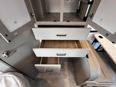 2026 Thor Motor Coach CHATEAU - Photo 17