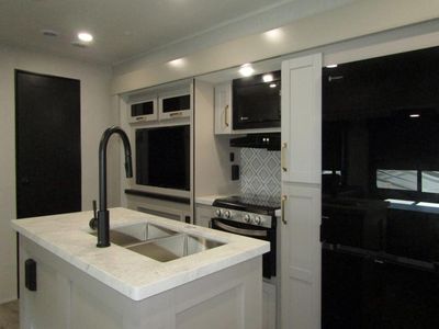 2026 Jayco SUNDANCE XLT TRAILER — interior view
