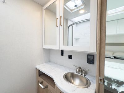 2026 Thor Motor Coach CHATEAU - Photo 18
