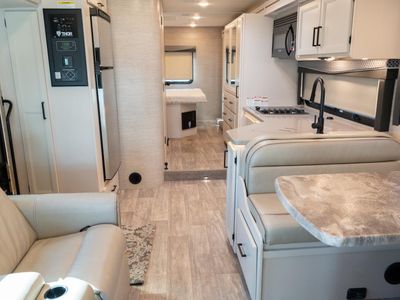 2023 Thor Motor Coach CHATEAU - Photo 5