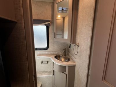 2023 Thor Motor Coach PASADENA - Photo 21