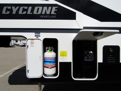 2026 Jayco CYCLONE - Photo 27